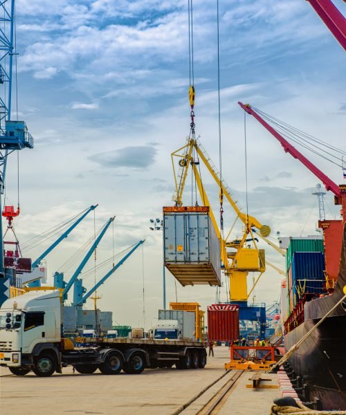 Heavy Freight Transportation Modesto CA For Commercial Cargo